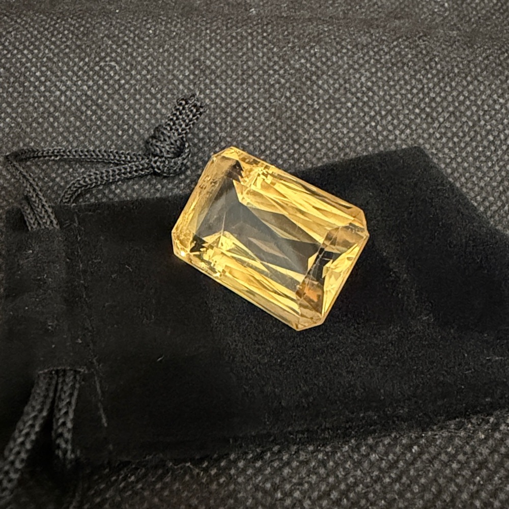 Vintage Natural Loose African Yellow Citrine Emerald Cut gemstone 9 gr. With bag